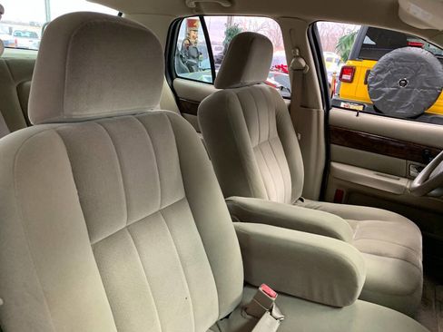 Used 2005 Mercury Grand Marquis GS image 14