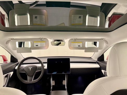 Used 2020 Tesla Model 3 Long Range image 17