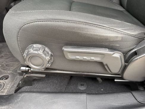 Used 2021 Jeep Wrangler Unlimited Sport AWD/4WD image 12