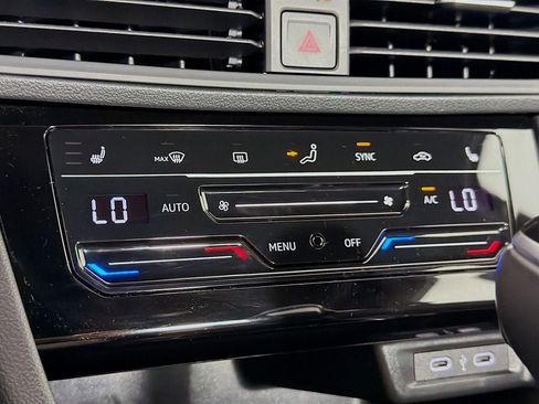 Used 2025 Volkswagen Jetta Sport FWD image 15
