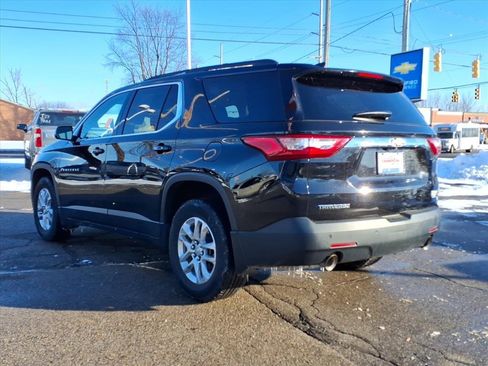 Used 2020 Chevrolet Traverse LT image 10