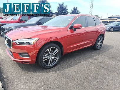 Used 2019 Volvo XC60 T5 Momentum w/ Multimedia Package