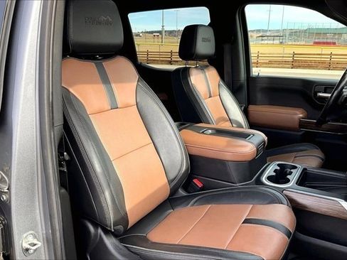 Used 2022 Chevrolet Silverado 1500 High Country image 30