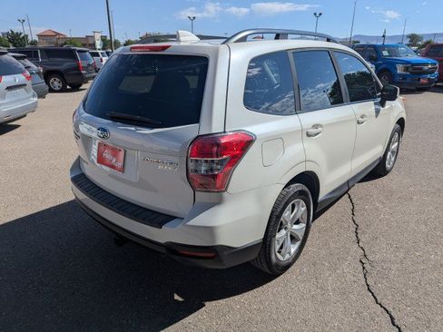 Used 2016 Subaru Forester 2.5i Premium AWD/4WD image 5