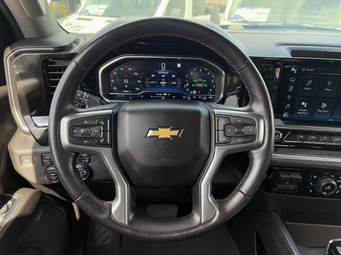 Used 2022 Chevrolet Silverado 1500 LTZ w/ LTZ Convenience Package II image 14