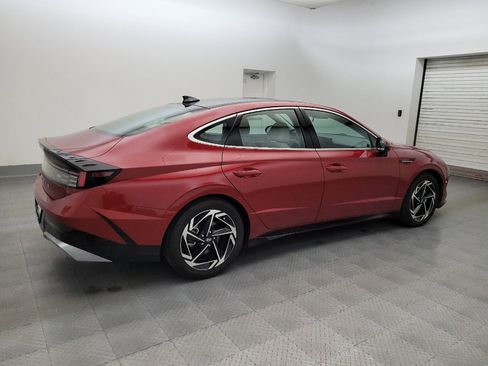 Used 2024 Hyundai Sonata SEL w/ Convenience Package FWD image 10