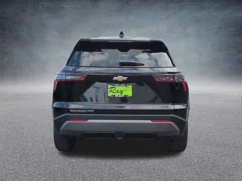 New 2026 Chevrolet Equinox LT w/ Convenience Package II image 5