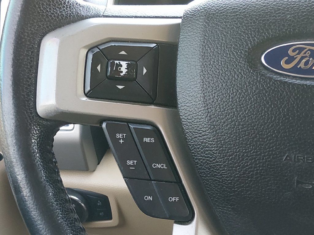 Used 2015 Ford F150 Lariat AWD/4WD image 23