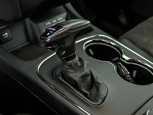 Used 2019 Dodge Durango R/T AWD/4WD image 30
