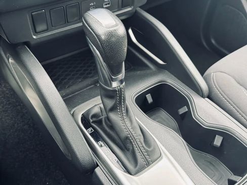 Used 2022 Nissan Frontier SV image 17