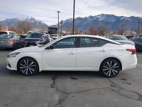 Used 2021 Nissan Altima 2.5 SR image 9