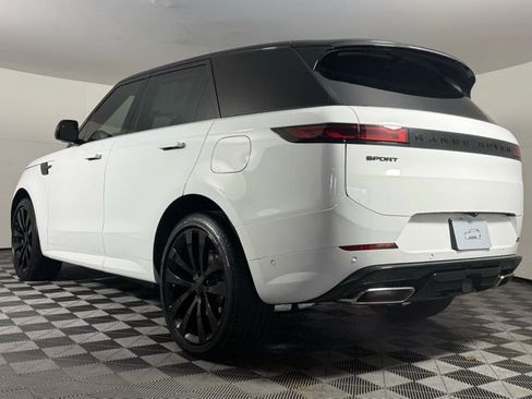 New 2026 Land Rover Range Rover Sport Dynamic SE AWD/4WD image 4