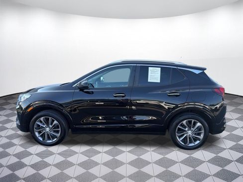 Used 2022 Buick Encore GX Select w/ Sport Touring Package AWD/4WD image 2