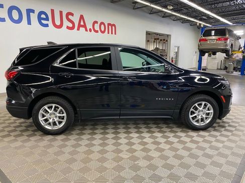 Used 2023 Chevrolet Equinox LT w/ Driver Convenience Package image 8