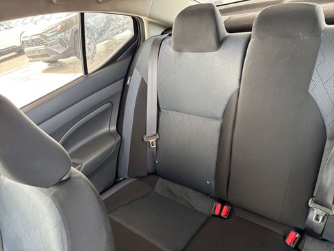 Used 2025 Nissan Versa SV FWD image 38
