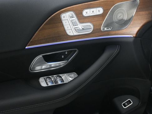Certified 2026 Mercedes-Benz GLE 350 4MATIC image 8