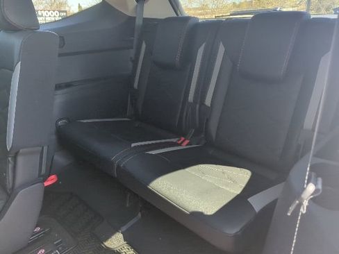 Used 2024 Volkswagen Atlas Peak Edition SE image 7