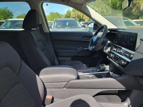 New 2026 Nissan Pathfinder SV w/ Cargo Package FWD image 31