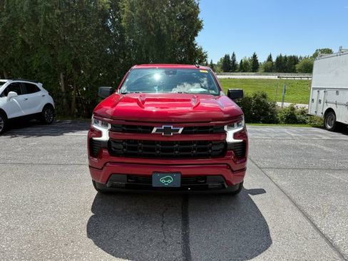 Used 2023 Chevrolet Silverado 1500 RST w/ Z71 Off-Road Package AWD/4WD image 8