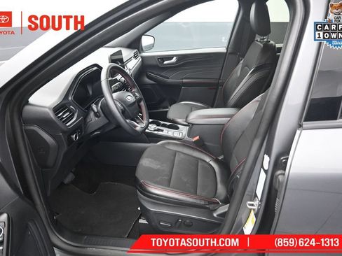 Used 2025 Ford Escape ST-Line AWD/4WD image 9