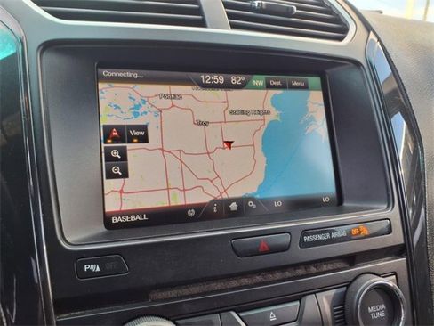 Used 2016 Ford Explorer XLT w/ Equipment Group 202A image 17