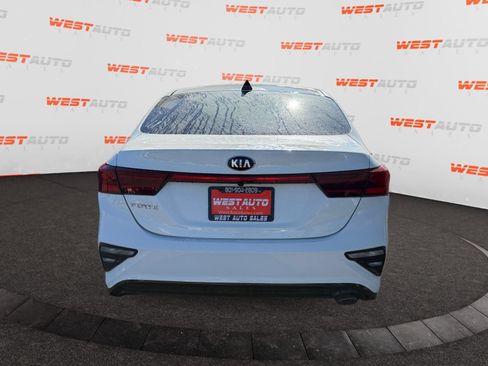Used 2020 Kia Forte LXS FWD image 4