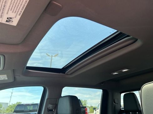 Used 2024 GMC Sierra 1500 Denali AWD/4WD image 23
