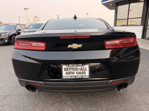 Used 2017 Chevrolet Camaro LT w/ Technology Package RWD image 8