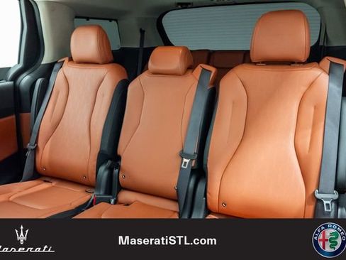 Used 2024 Kia Carnival SX FWD image 20