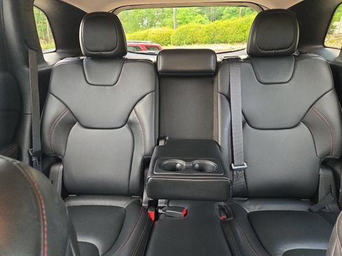 Used 2016 Jeep Cherokee Trailhawk w/ Leather Interior Group AWD/4WD image 24