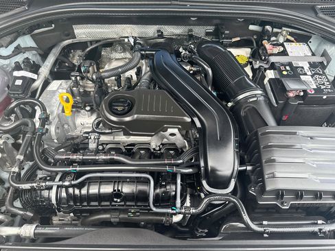 Used 2025 Volkswagen Jetta SE FWD image 34