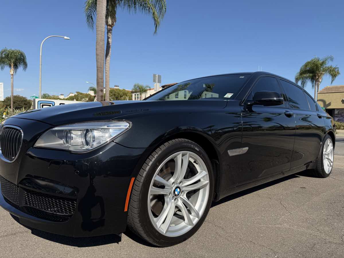 Used 2014 BMW 750Li RWD image 13