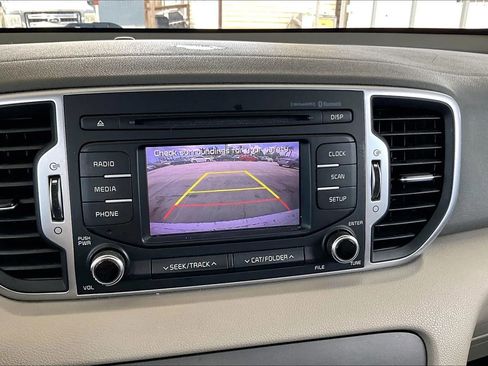 Used 2017 Kia Sportage LX AWD/4WD image 13