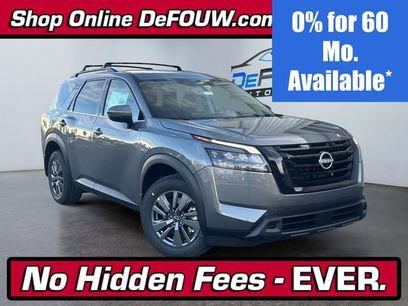 New 2025 Nissan Pathfinder SV