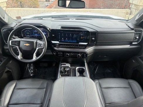 Used 2023 Chevrolet Silverado 1500 LTZ image 15