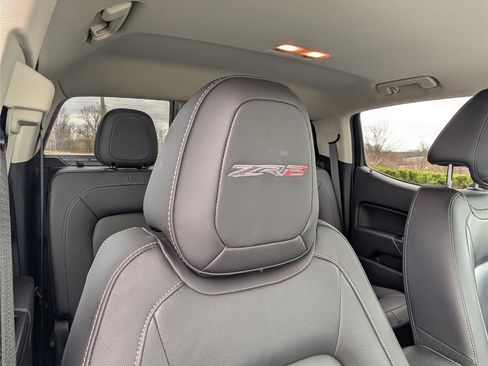 Used 2022 Chevrolet Colorado ZR2 image 16