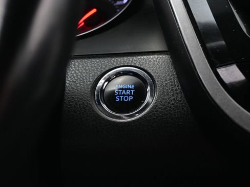 Used 2023 Toyota Camry XSE FWD image 23