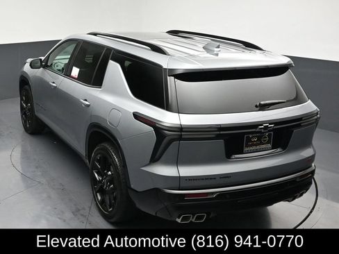 Used 2024 Chevrolet Traverse RS w/ LPO, Floor Liner Package AWD/4WD image 26