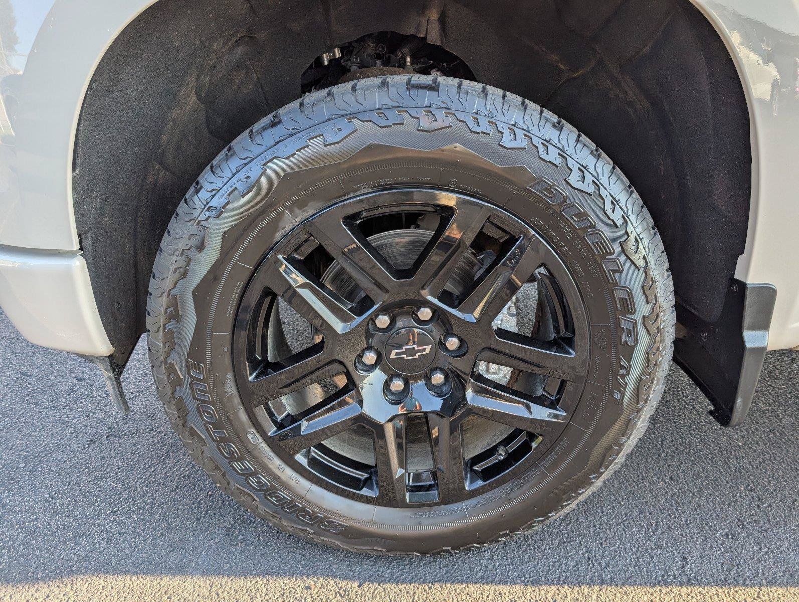 Used 2026 Chevrolet Silverado 1500 RST w/ RST Select Package AWD/4WD image 11