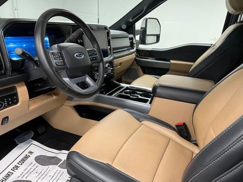 Used 2025 Ford F350 Lariat w/ Lariat Ultimate Package image 22