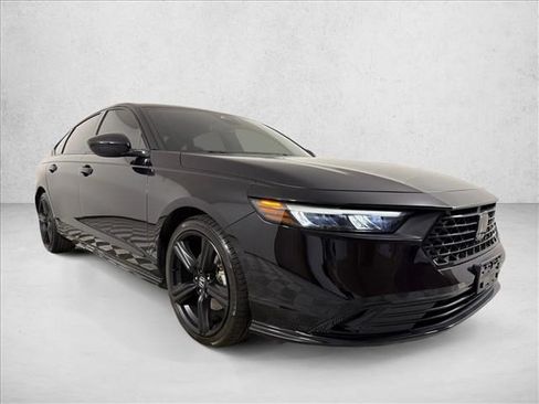 Used 2023 Honda Accord Sport image 1