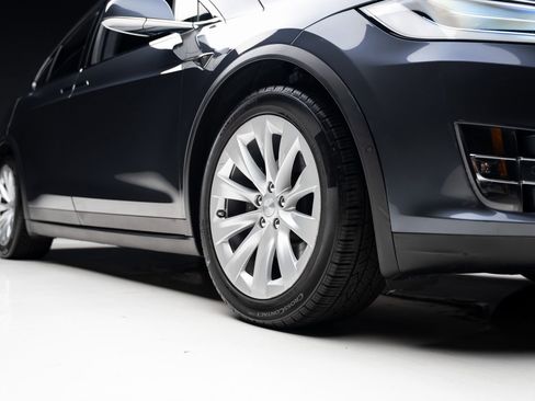 Used 2018 Tesla Model X 75D AWD/4WD image 72
