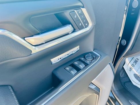 New 2026 GMC Sierra 1500 Denali w/ Denali Reserve Package image 16