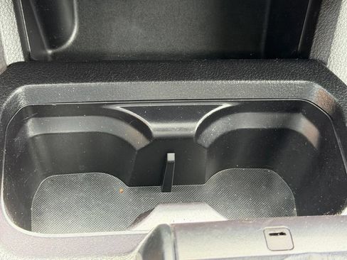 Used 2016 Toyota Tacoma SR RWD image 18