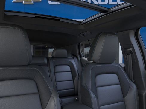 New 2026 Chevrolet Equinox EV LT image 48