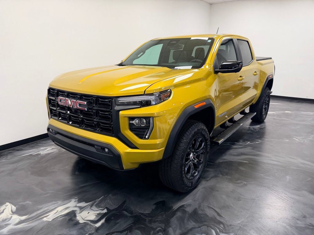 Used 2023 GMC Canyon Elevation w/ Elevation Premium Package AWD/4WD image 3