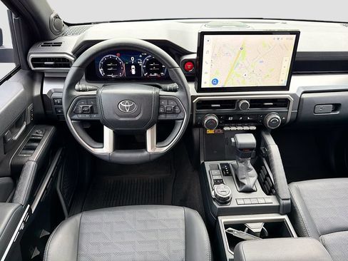 Used 2025 Toyota 4Runner TRD Off-Road Premium AWD/4WD image 23