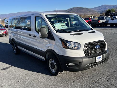 New 2025 Ford Transit 350 XL image 4