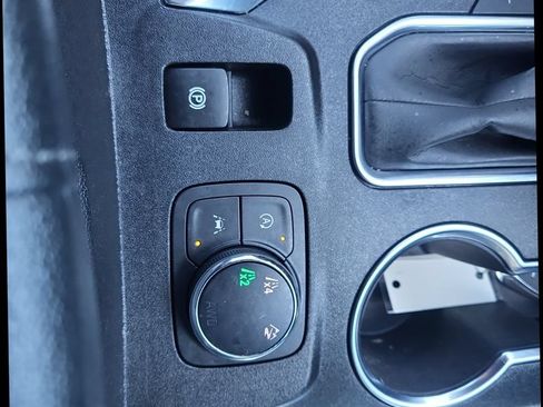 Certified 2023 Chevrolet Traverse LT w/ LPO, Floor Liner Package AWD/4WD image 19