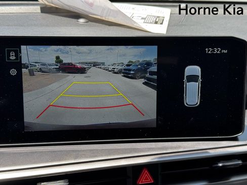 New 2025 Kia Sorento S image 17